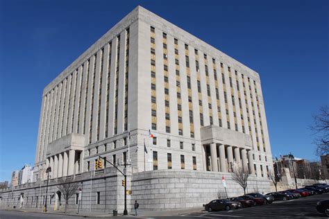 BRONX CIVIL COURT .